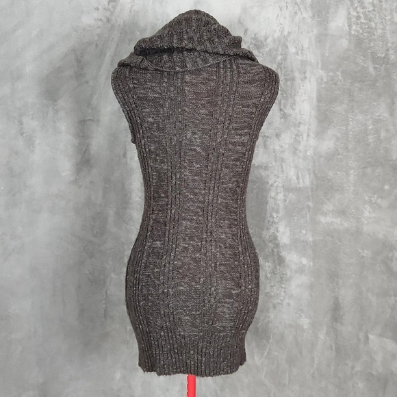 J.J. Basic sleeveless sweater dress - Picture 3 of 7